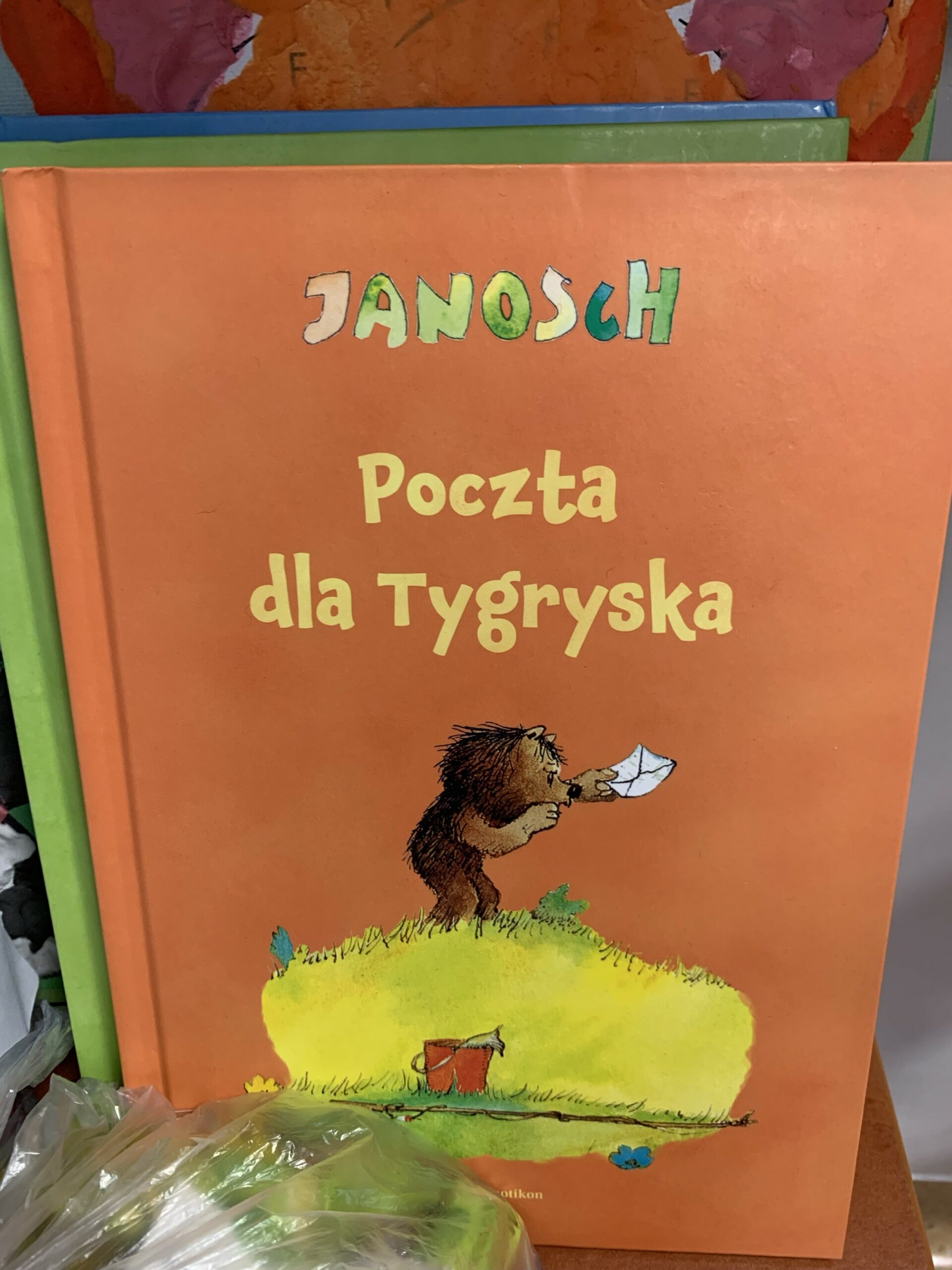 Studentki z Koła Germanistów ZUNGE czytają w Szkole Podstawowej nr 56 w Szczecinie